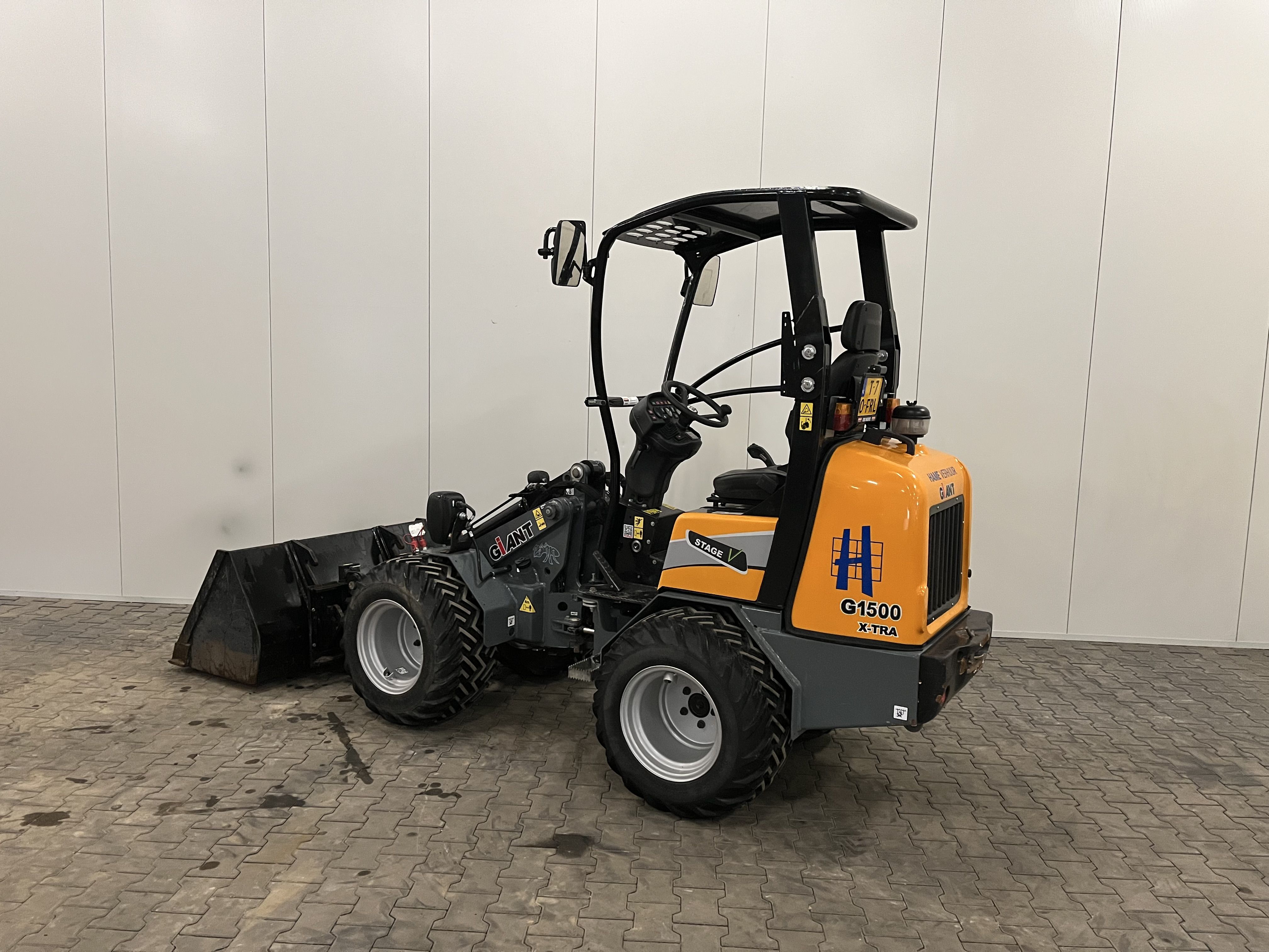 HV-170101- Kniklader 1500 kg