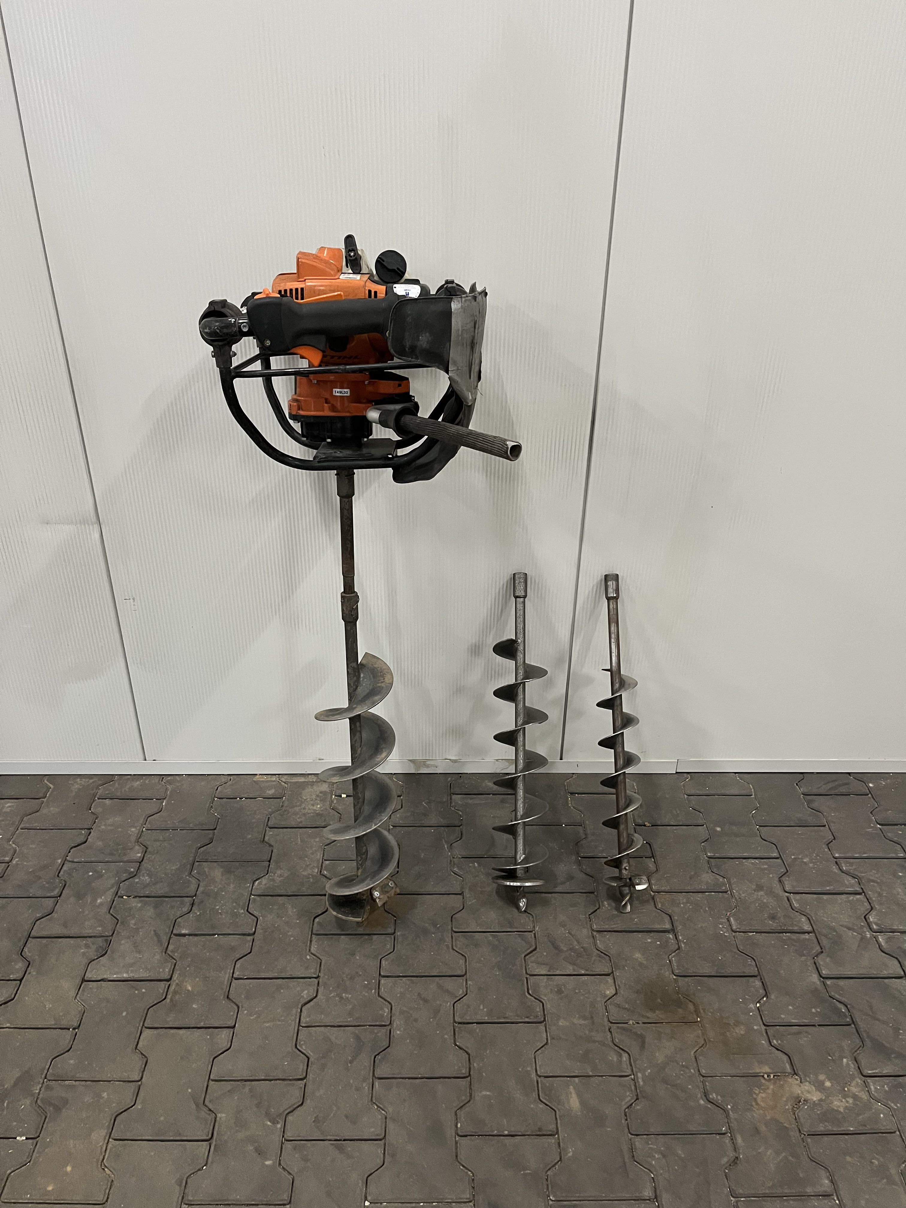 HV-060102 - Grondboor Benzinemotor