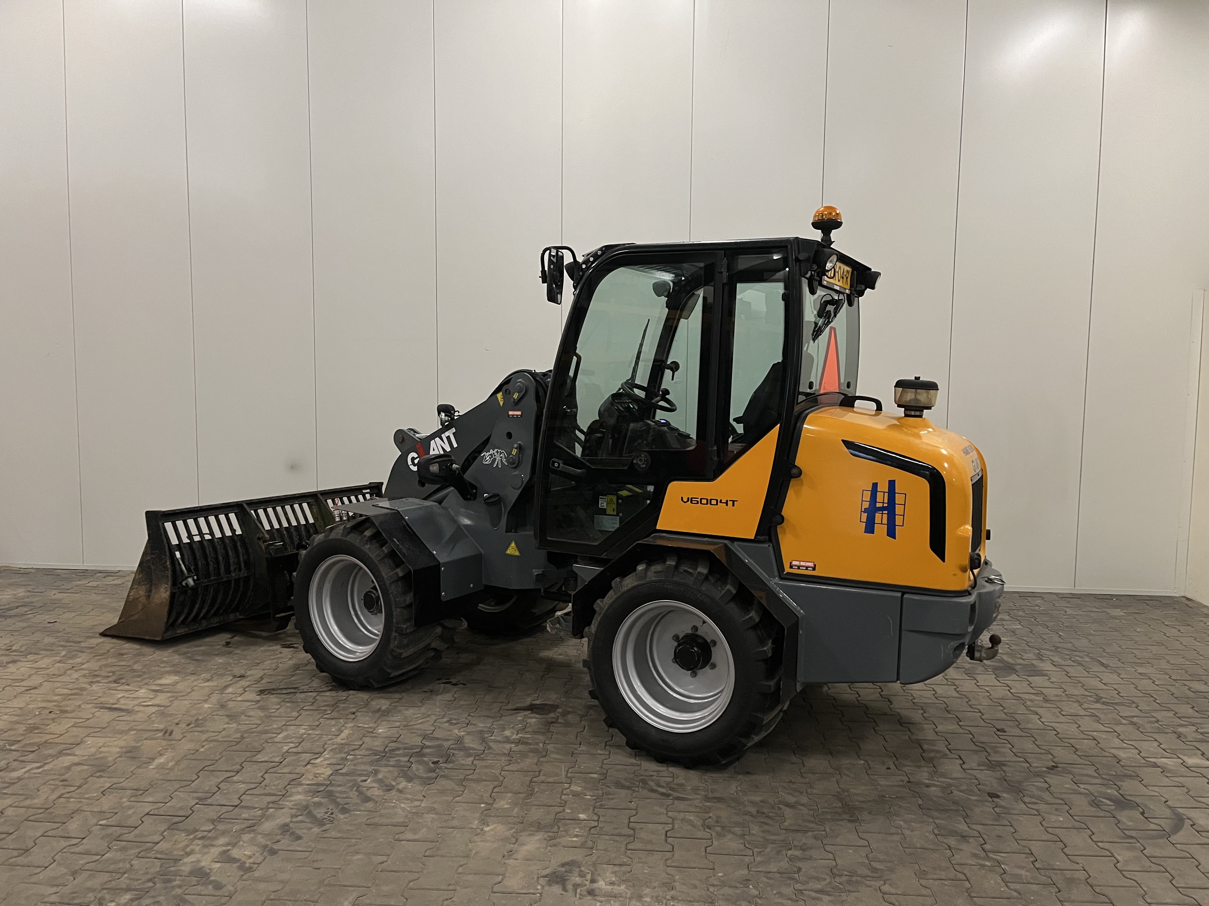 HV-170104 Kniklader 3500 kg