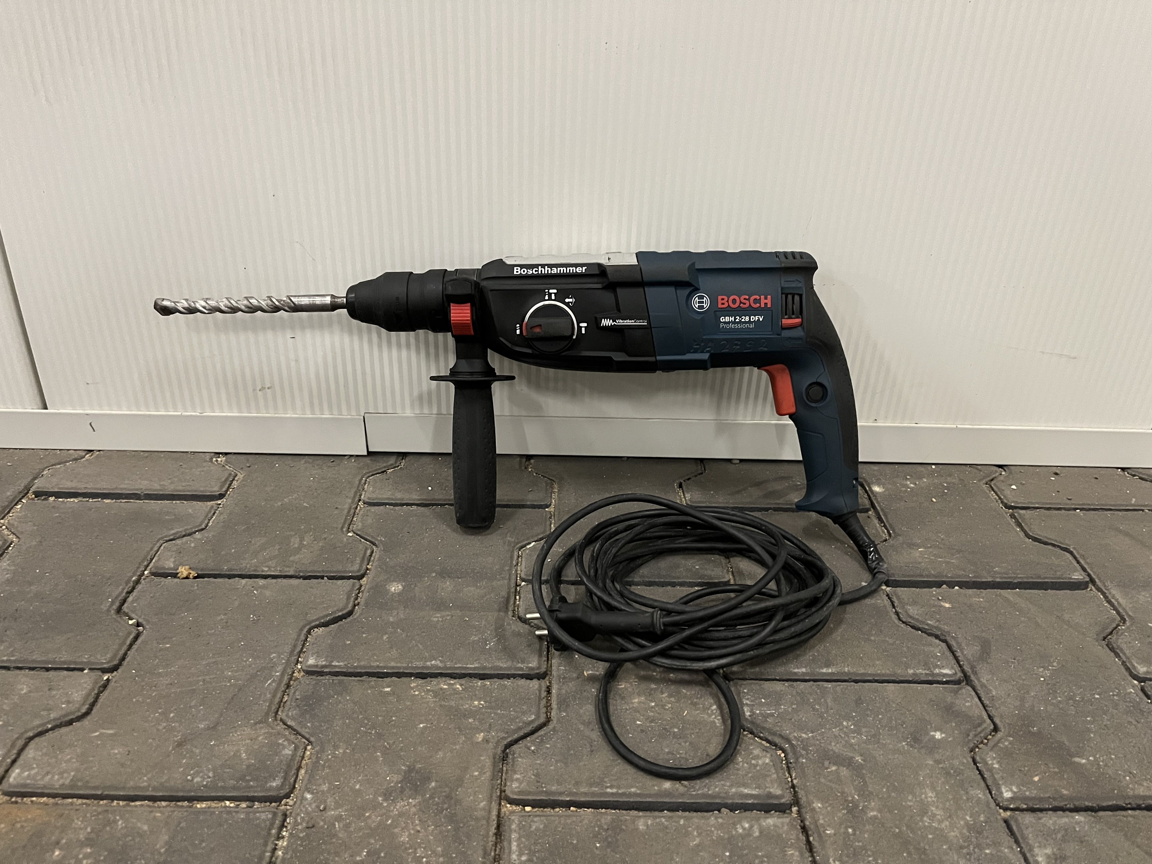 HV-060202 - Boormachine 230volt