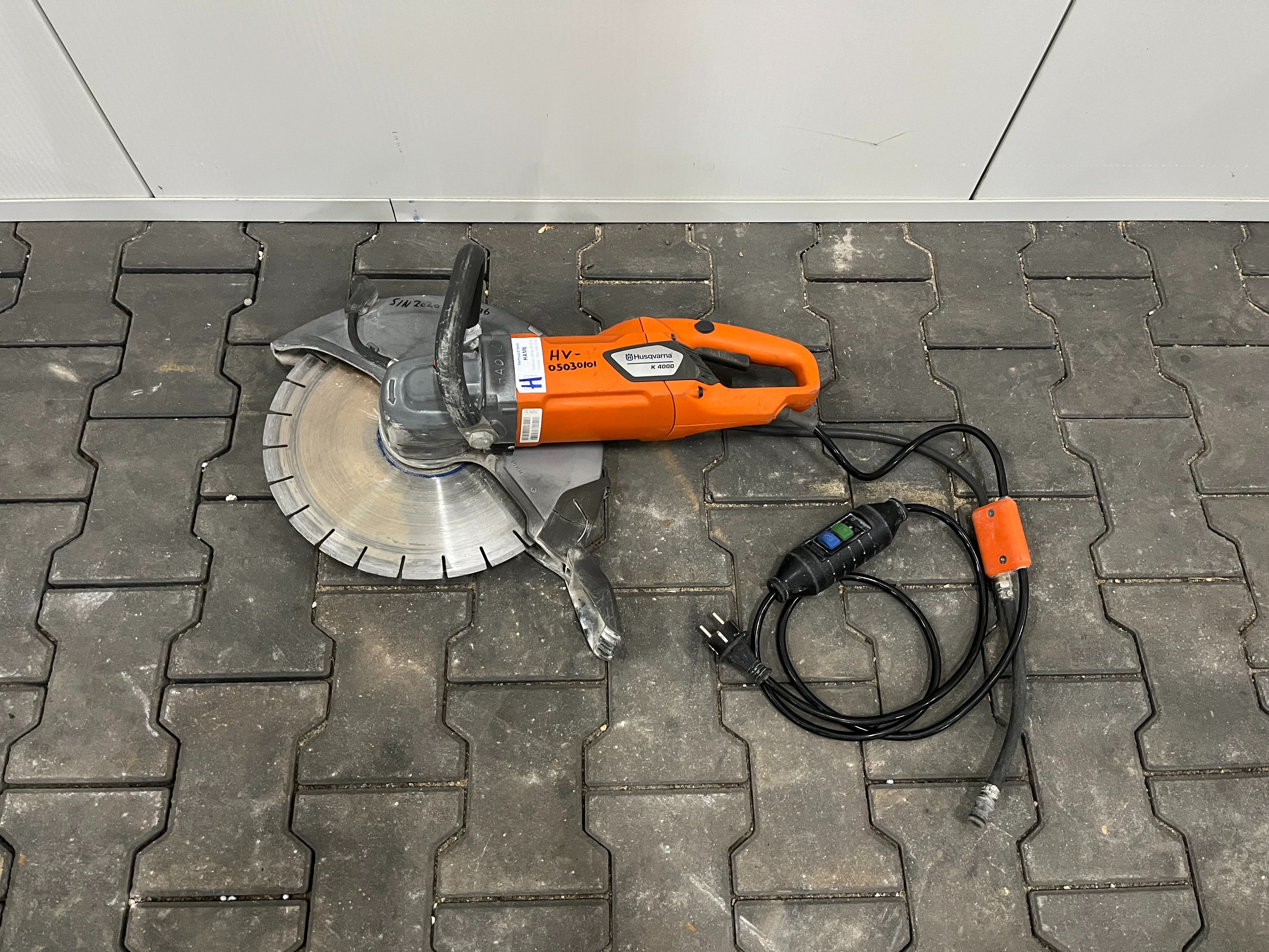 HV-050301-Muurzaag