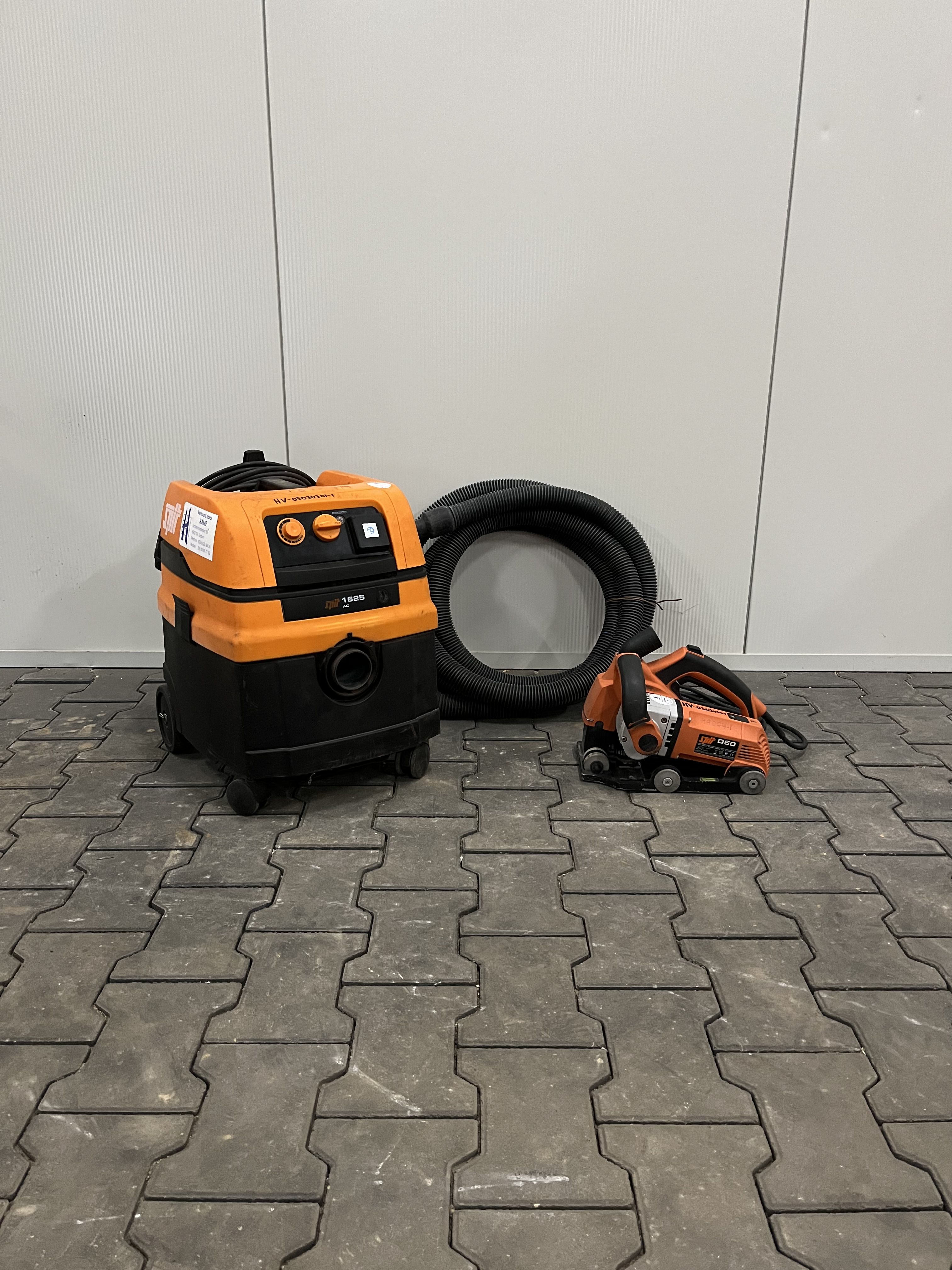 HV-050303-Sleuvenzaagmachine