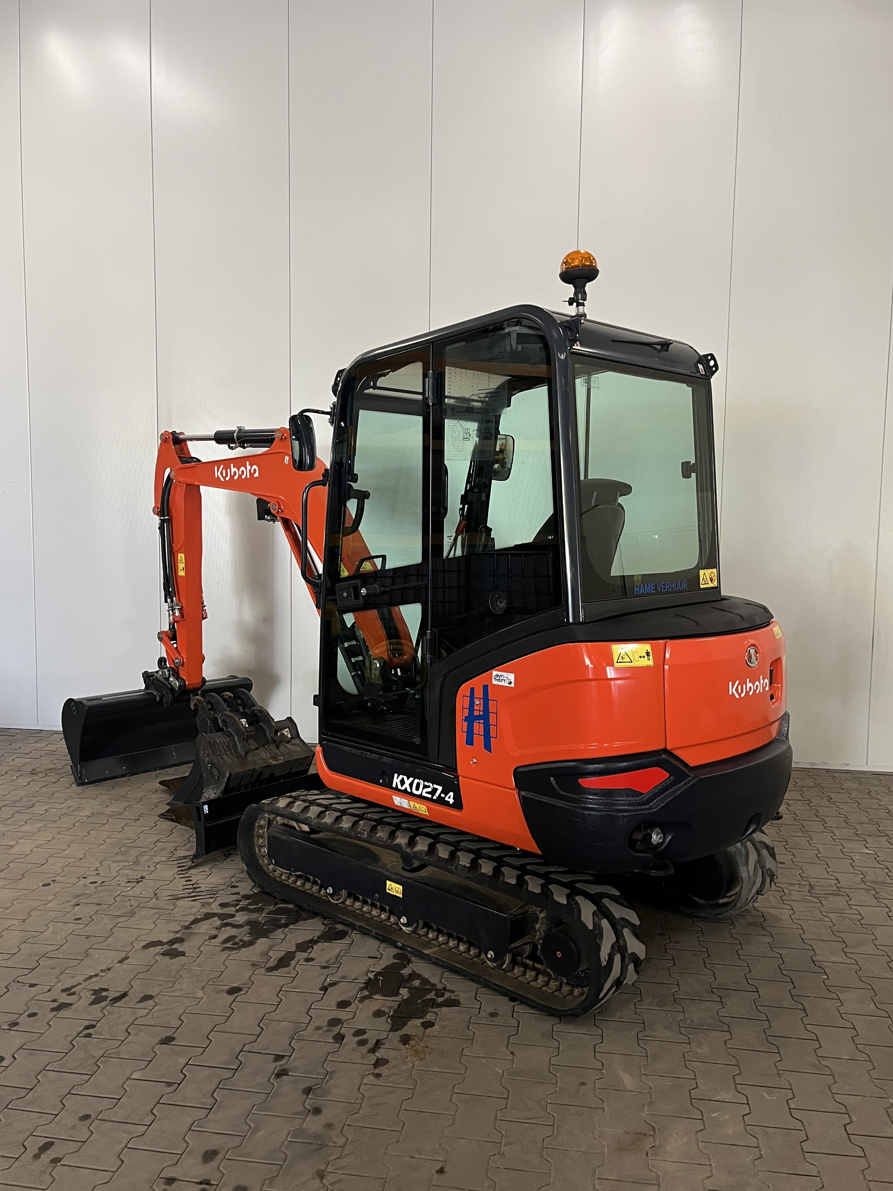 HV-150104 - Minigraafmachine 2500 kg