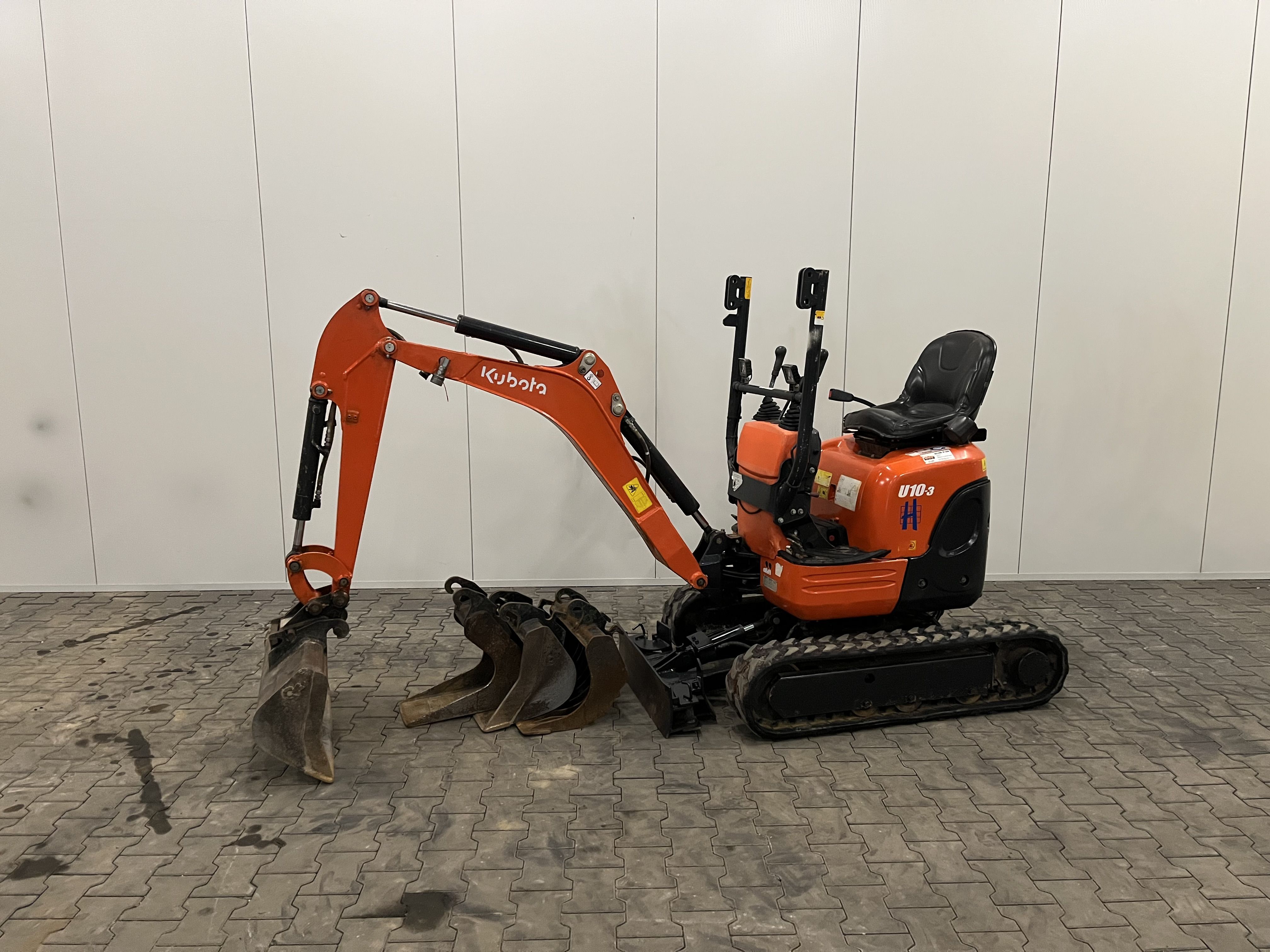HV-150101 - Minigraafmachine 1000 kg
