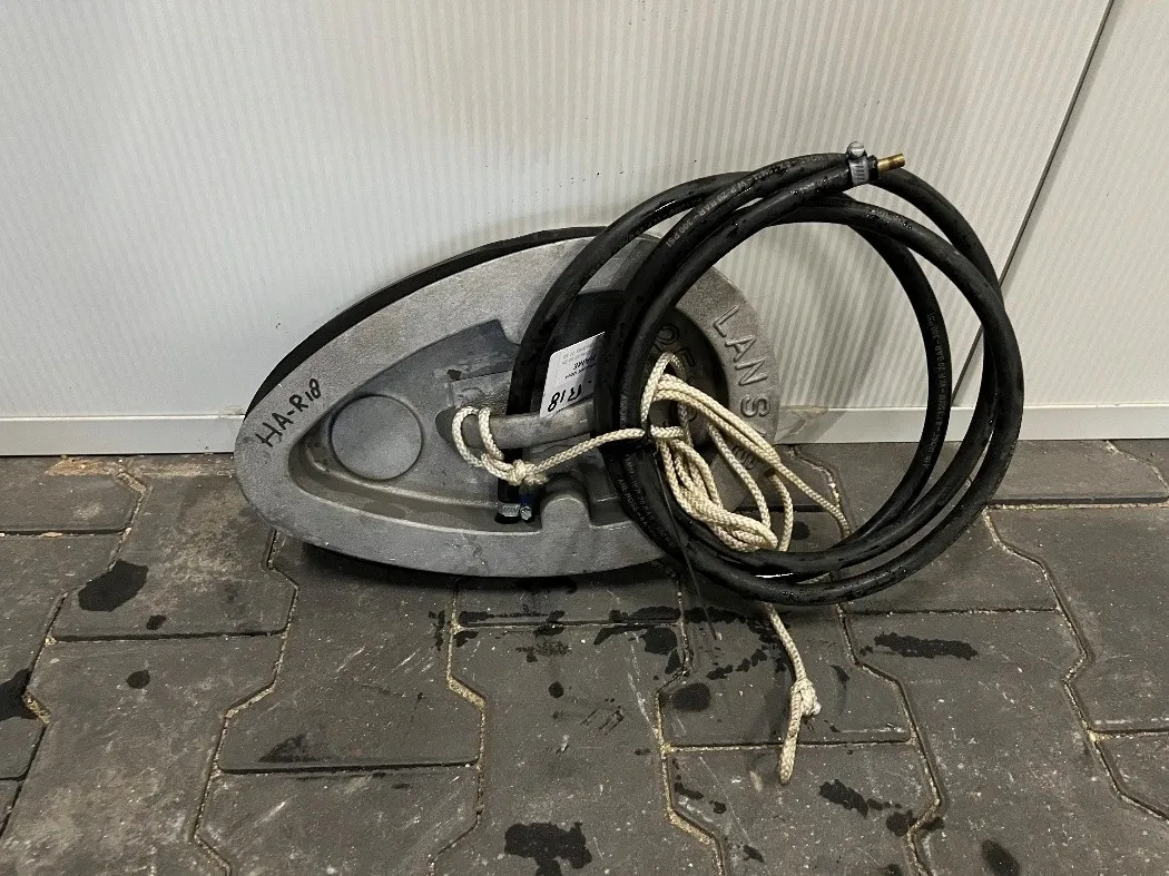 HV-130301- Rioolafsluiter ei-vormig 1-delig 250 x 375