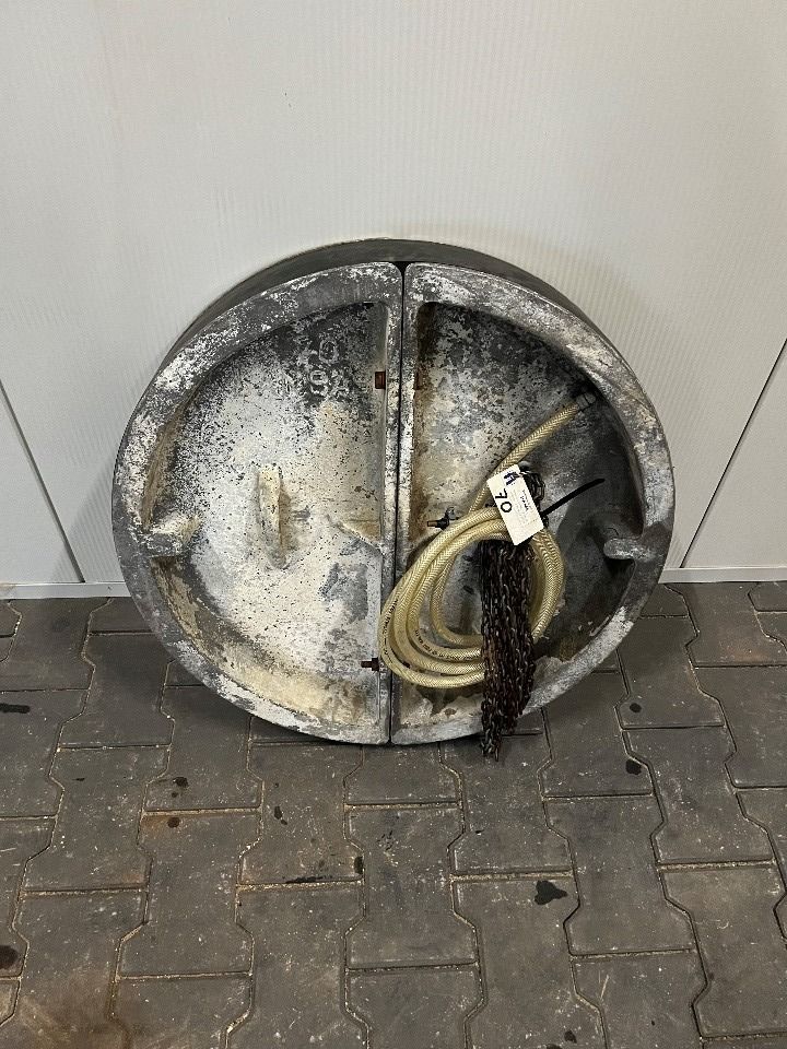 HV-130202- Rioolafsluiter plaat 2-delig Ø 700 mm