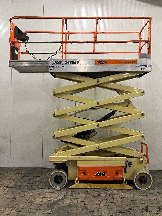 HV-200101 - Schaarhoogwerker wielen 8 meter