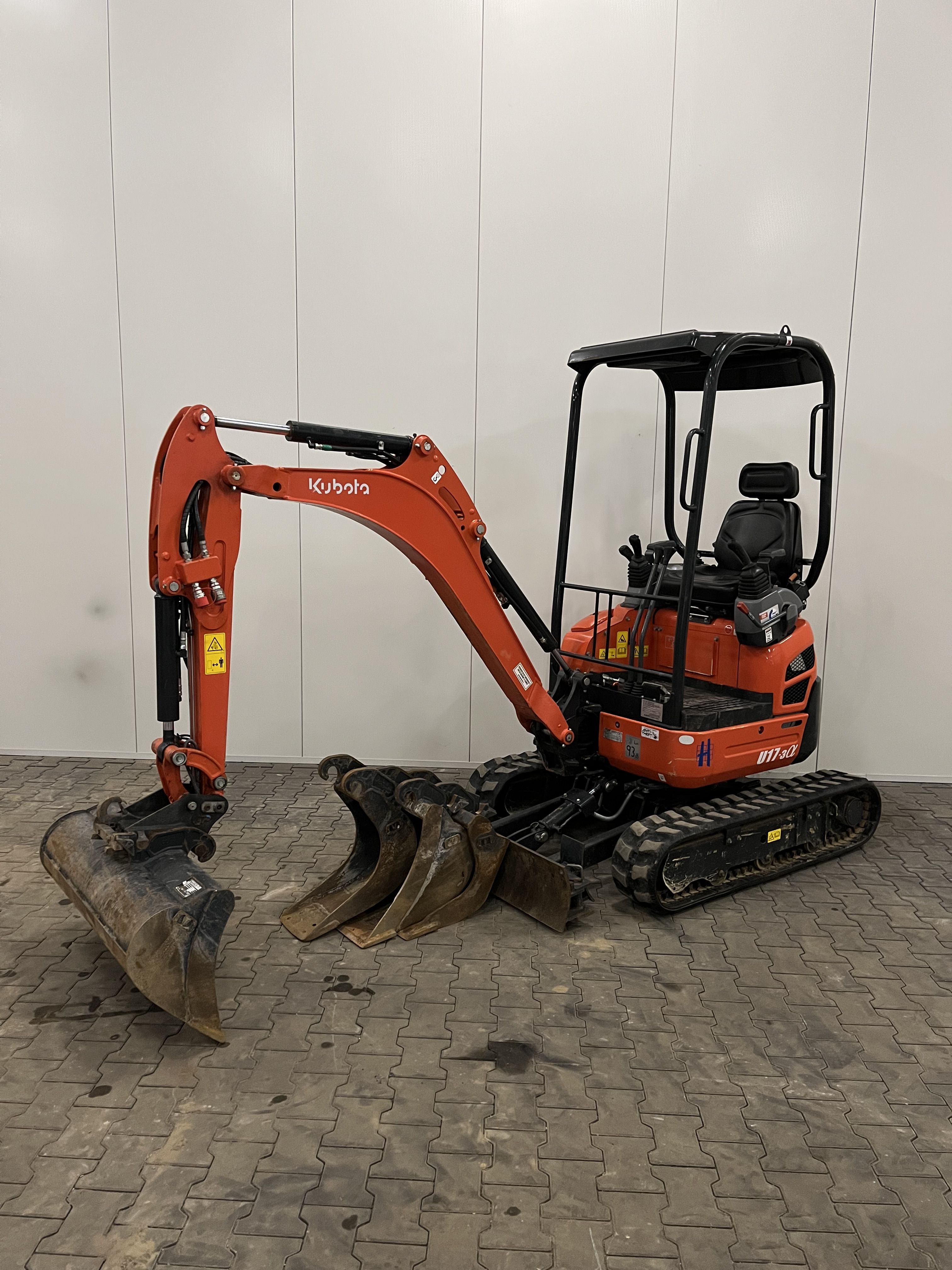 HV-150102 - Minigraafmachine 1700 kg